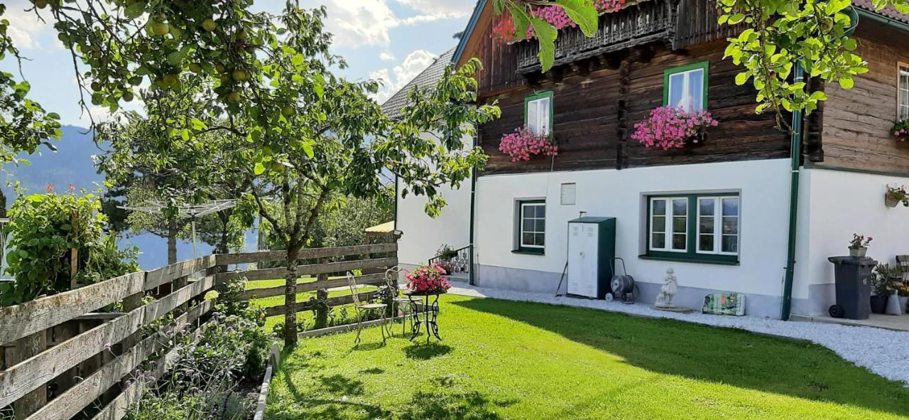 Fruhstuckspension Bischof I D Wiesen Санкт-Петер-ам-Каммерсберг Экстерьер фото