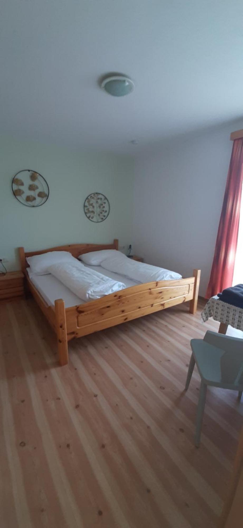 Fruhstuckspension Bischof I D Wiesen Санкт-Петер-ам-Каммерсберг Экстерьер фото